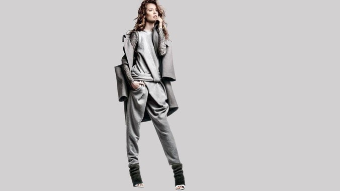 海南艾界遭凤股份公司